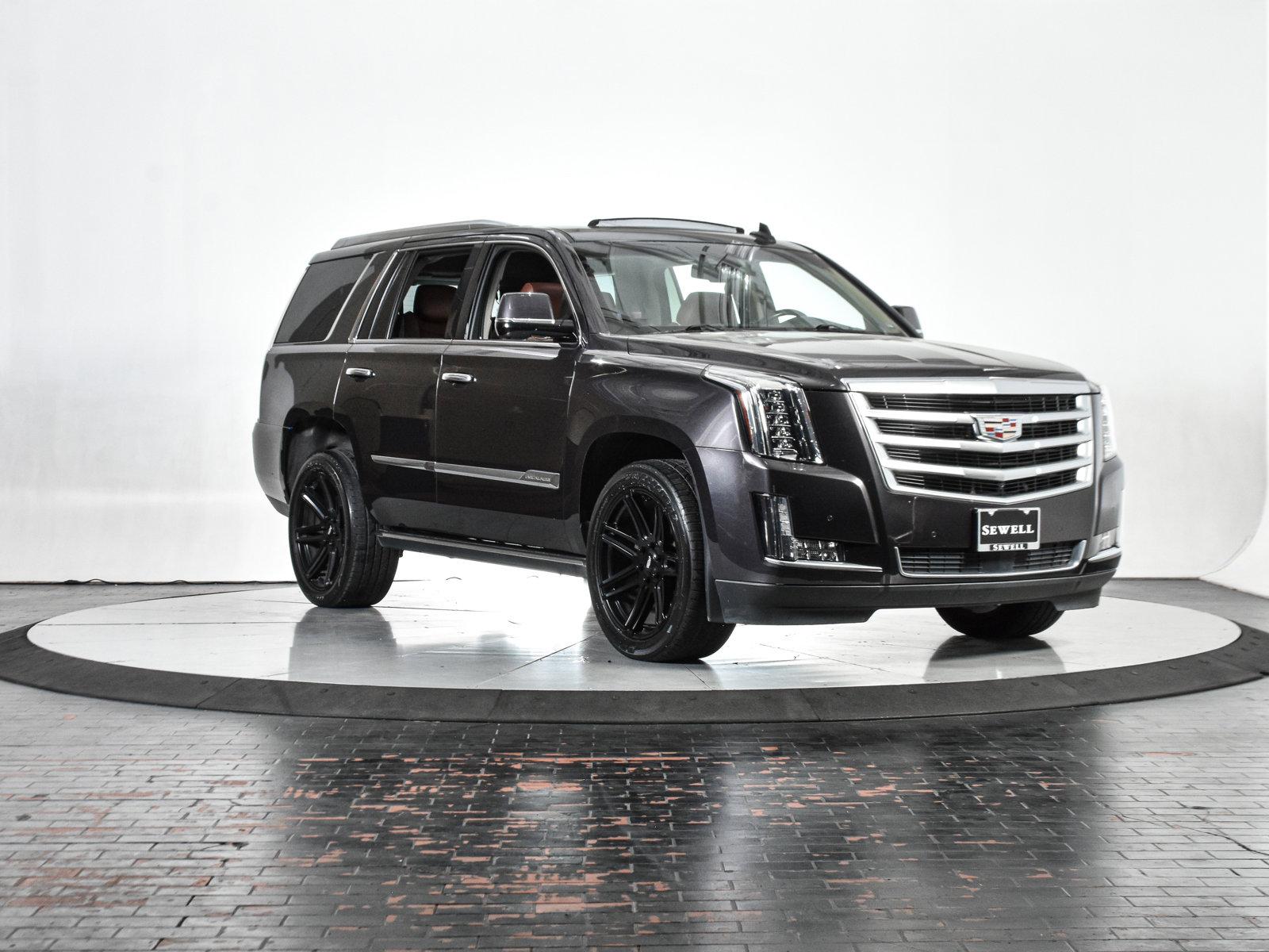 2016 Cadillac Escalade Vehicle Photo in DALLAS, TX 75235