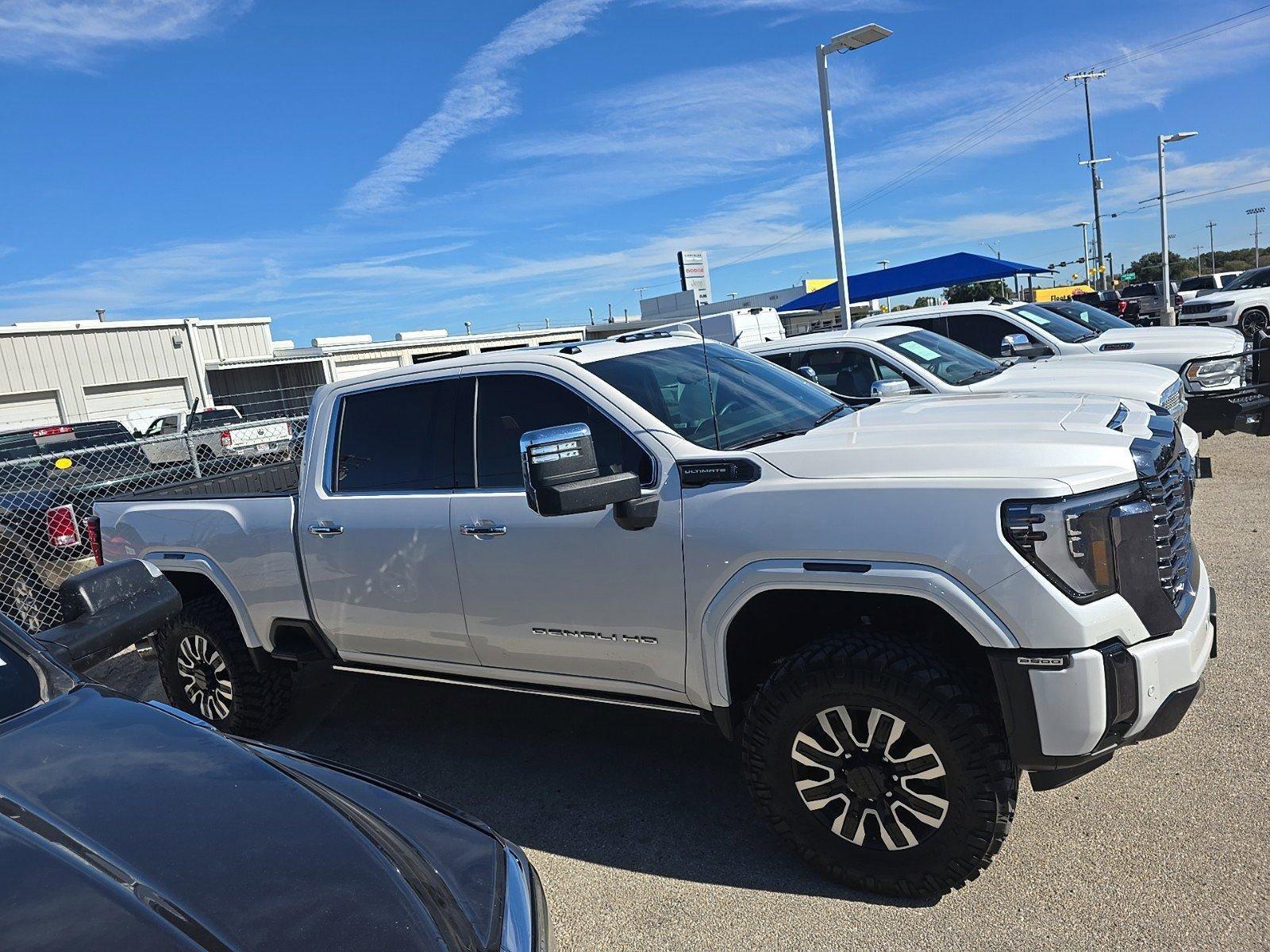 2024 GMC Sierra 2500 HD Vehicle Photo in Seguin, TX 78155