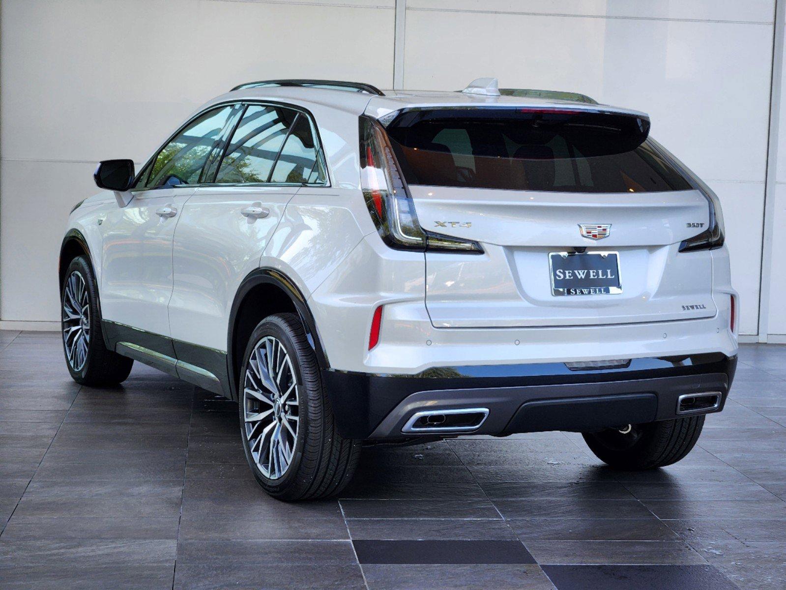 2024 Cadillac XT4 Vehicle Photo in HOUSTON, TX 77079-1502