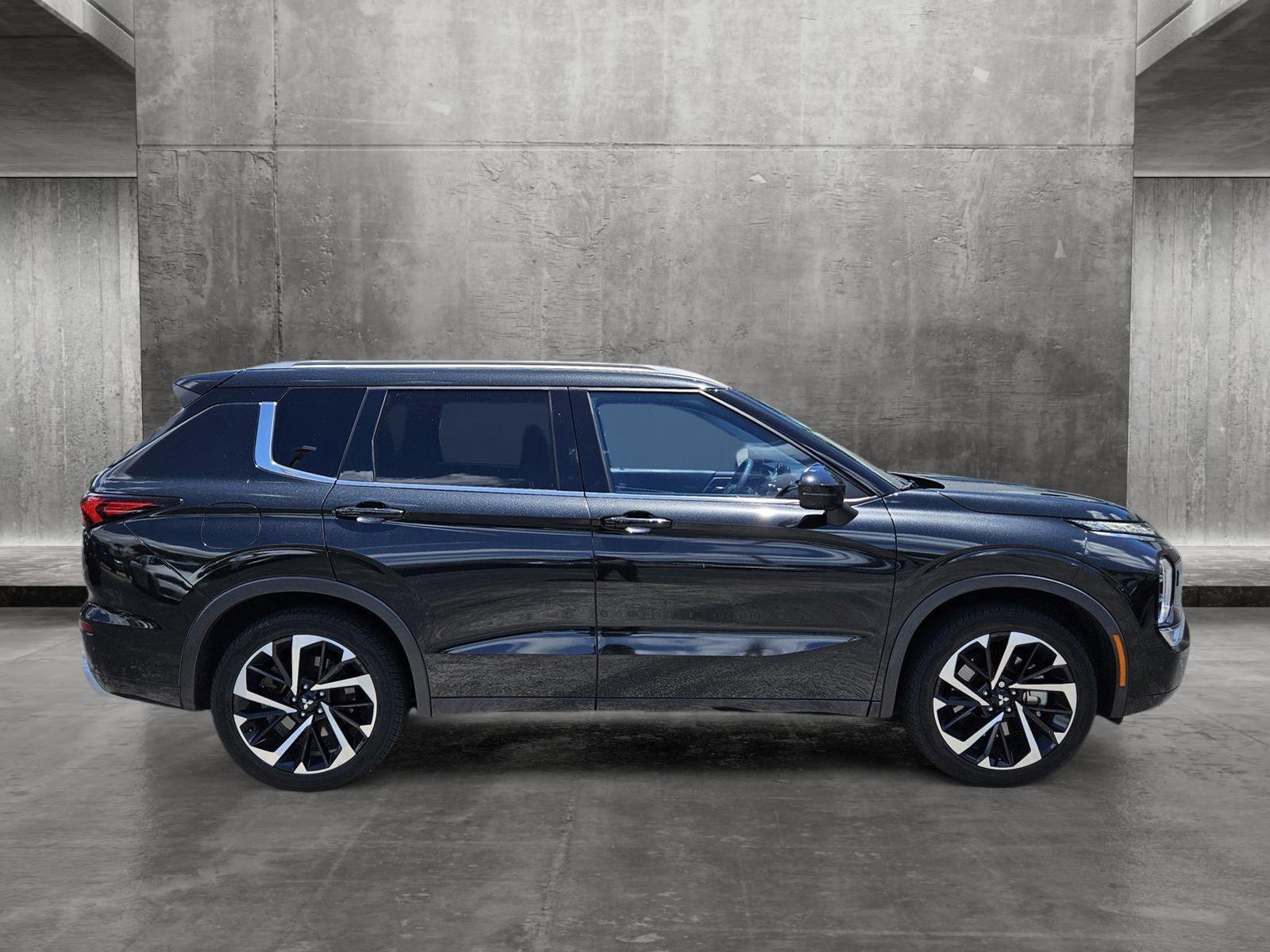 2022 Mitsubishi Outlander Vehicle Photo in Miami, FL 33015