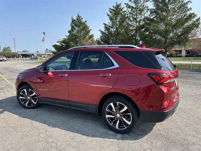 Used 2022 Chevrolet Equinox Premier with VIN 2GNAXXEV1N6119839 for sale in Birch Run, MI