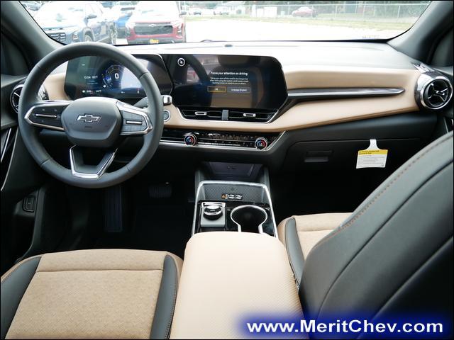 2025 Chevrolet Equinox Vehicle Photo in MAPLEWOOD, MN 55119-4794