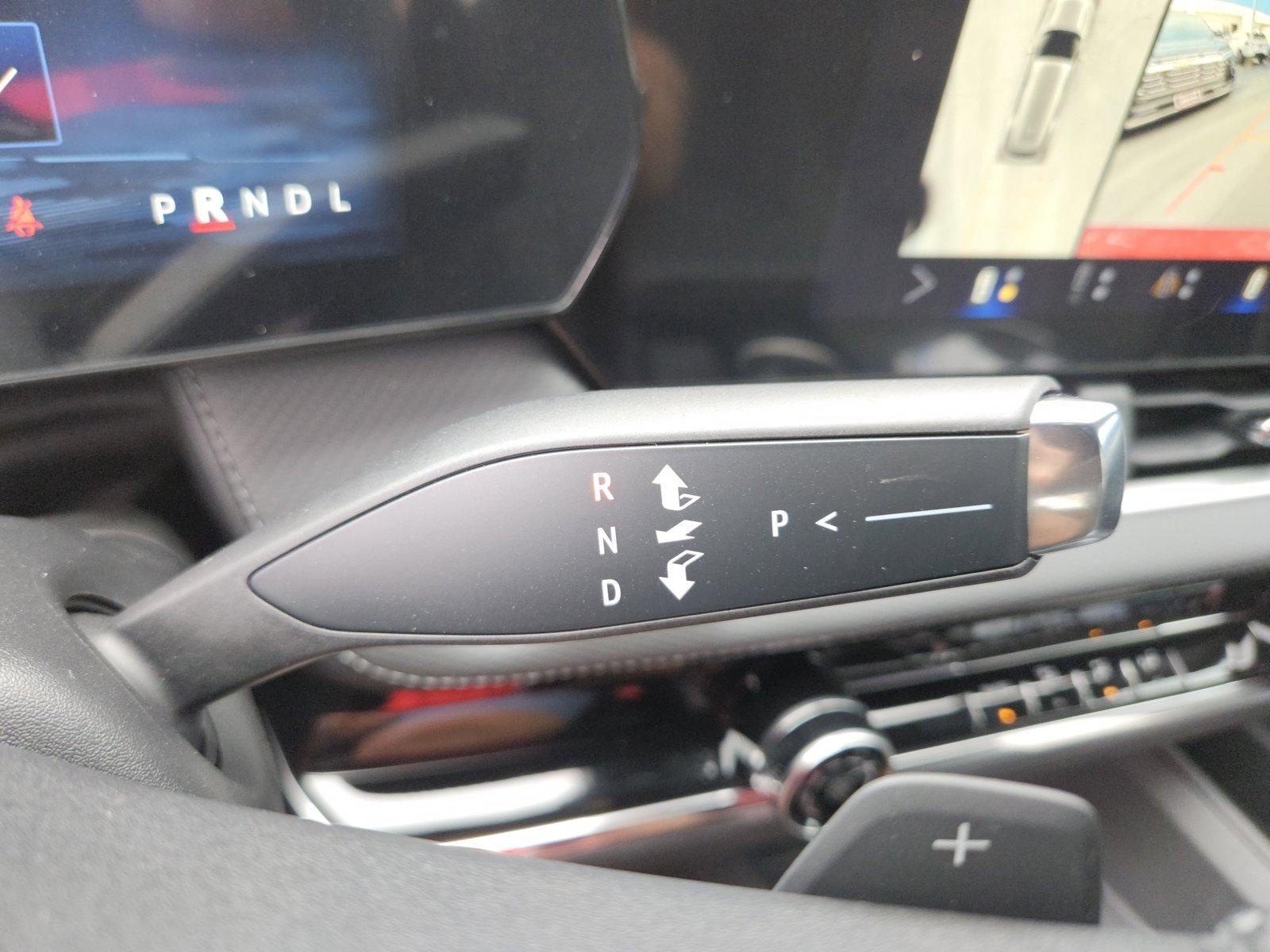 2025 Chevrolet Equinox Vehicle Photo in NORTH RICHLAND HILLS, TX 76180-7199