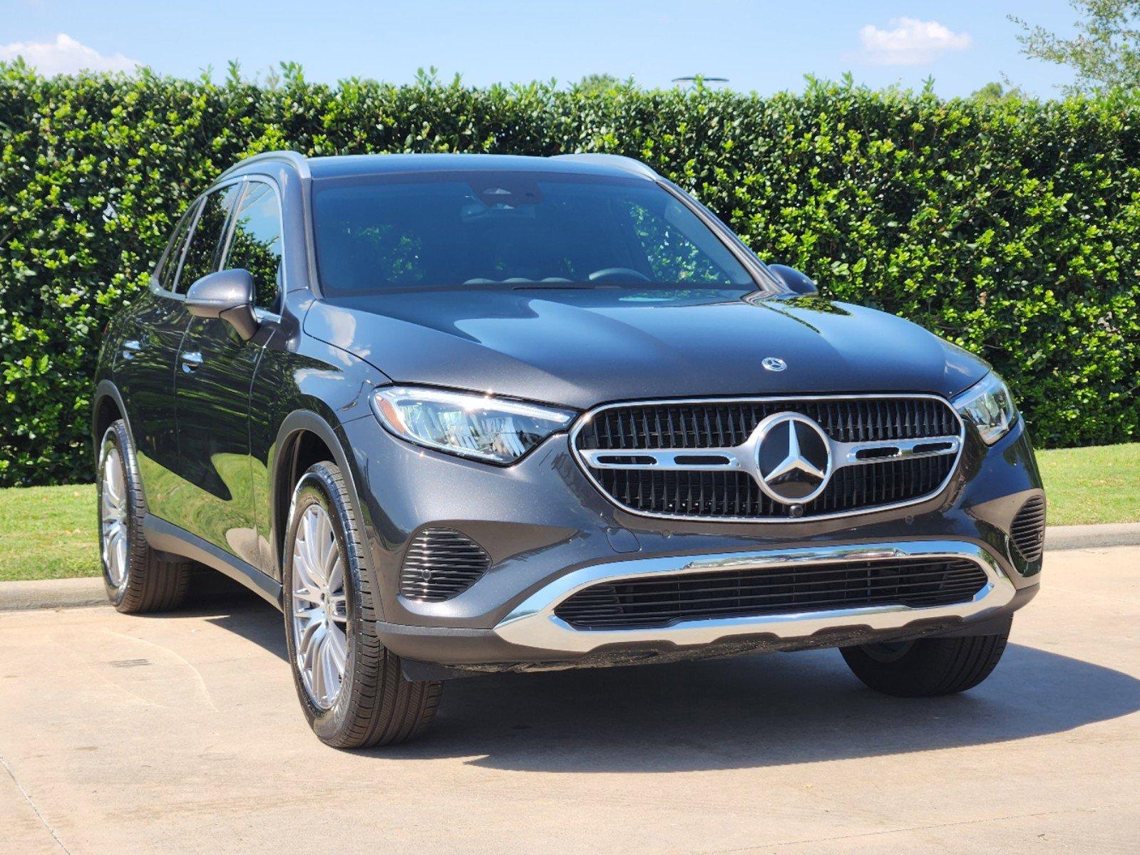 2024 Mercedes-Benz GLC Vehicle Photo in HOUSTON, TX 77079