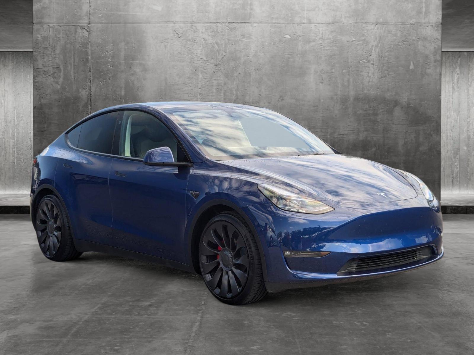 2023 Tesla Model Y Vehicle Photo in St. Petersburg, FL 33713