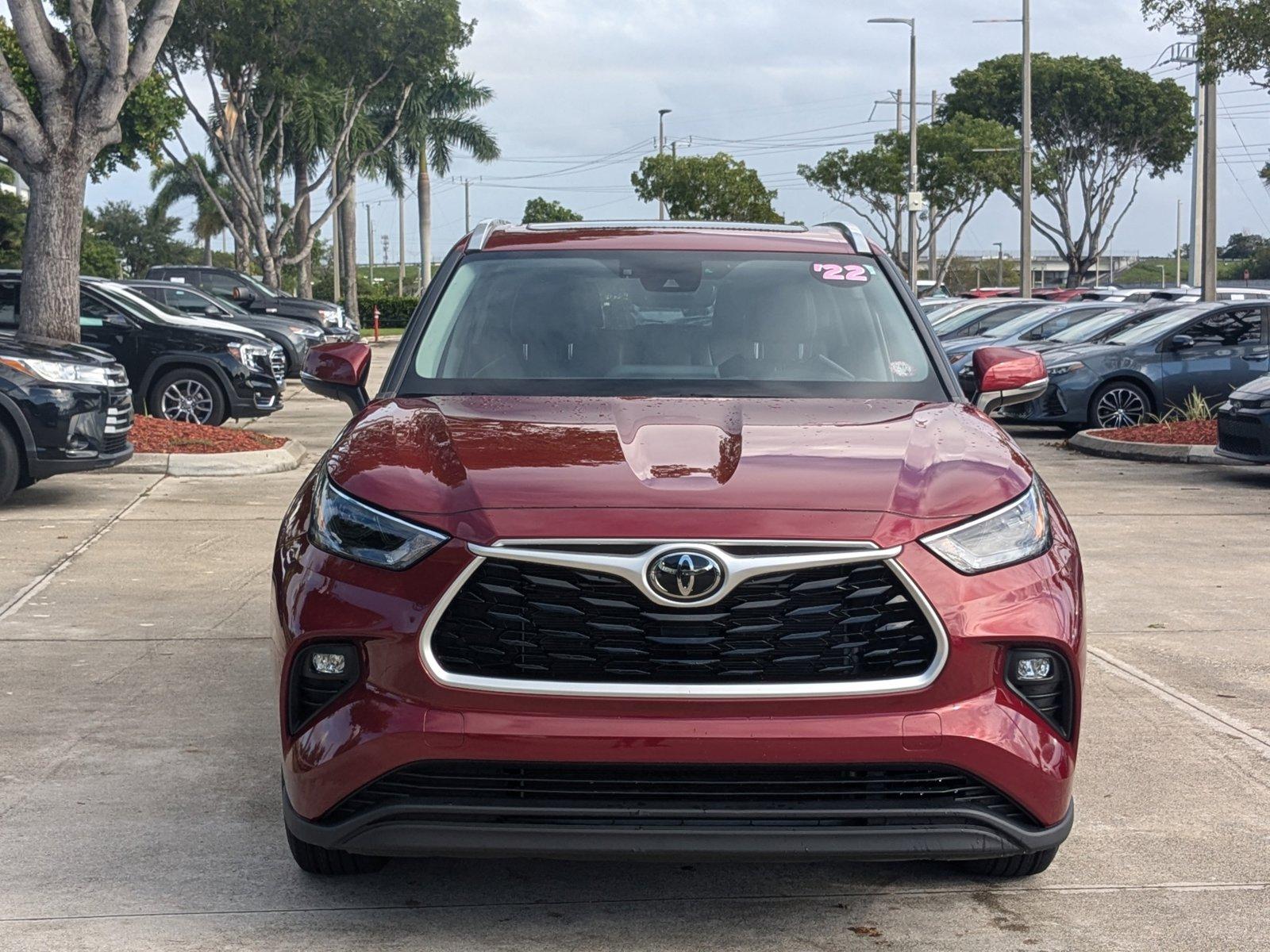 2022 Toyota Highlander Vehicle Photo in Davie, FL 33331