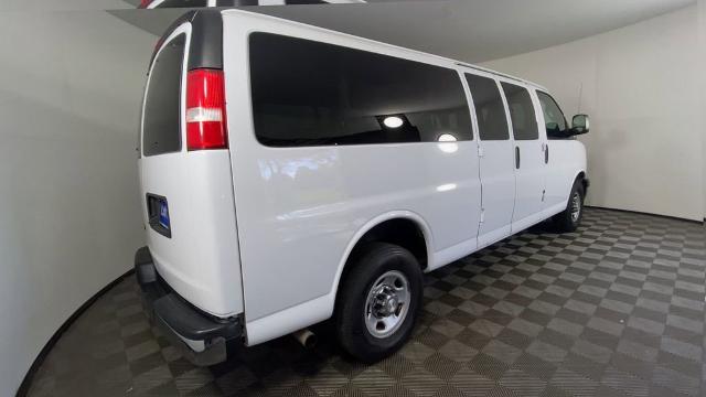 2018 Chevrolet Express Passenger Vehicle Photo in ALLIANCE, OH 44601-4622