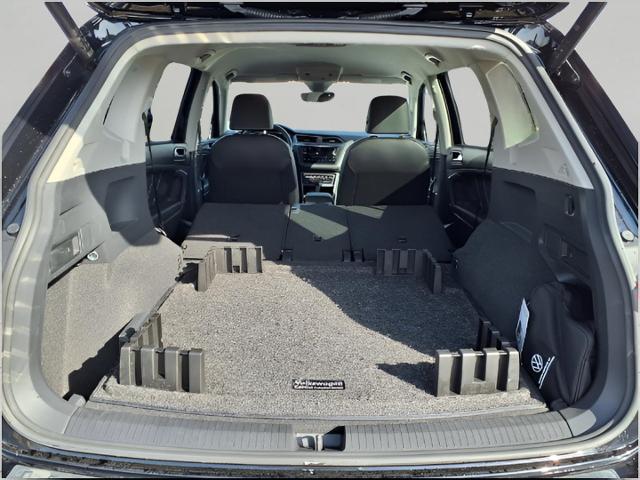 2022 Volkswagen Tiguan Vehicle Photo in Oshkosh, WI 54904