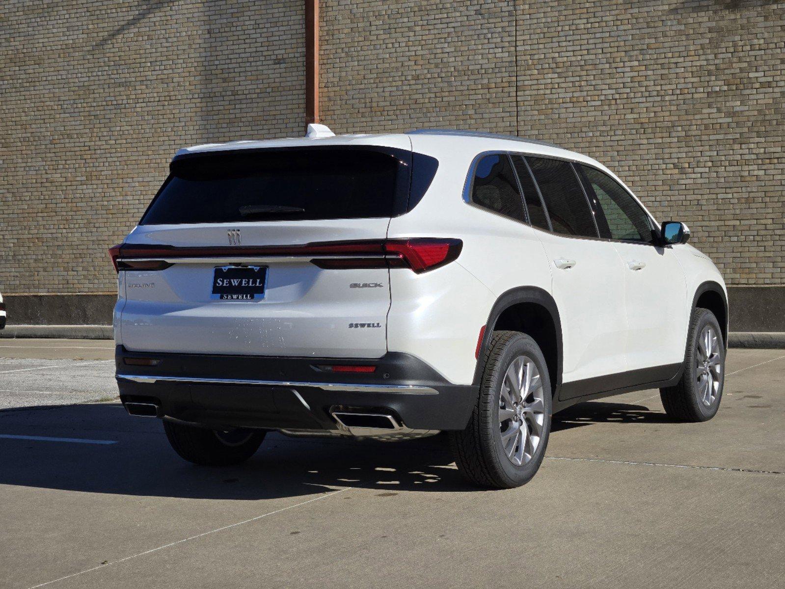 2025 Buick Enclave Vehicle Photo in DALLAS, TX 75209-3016