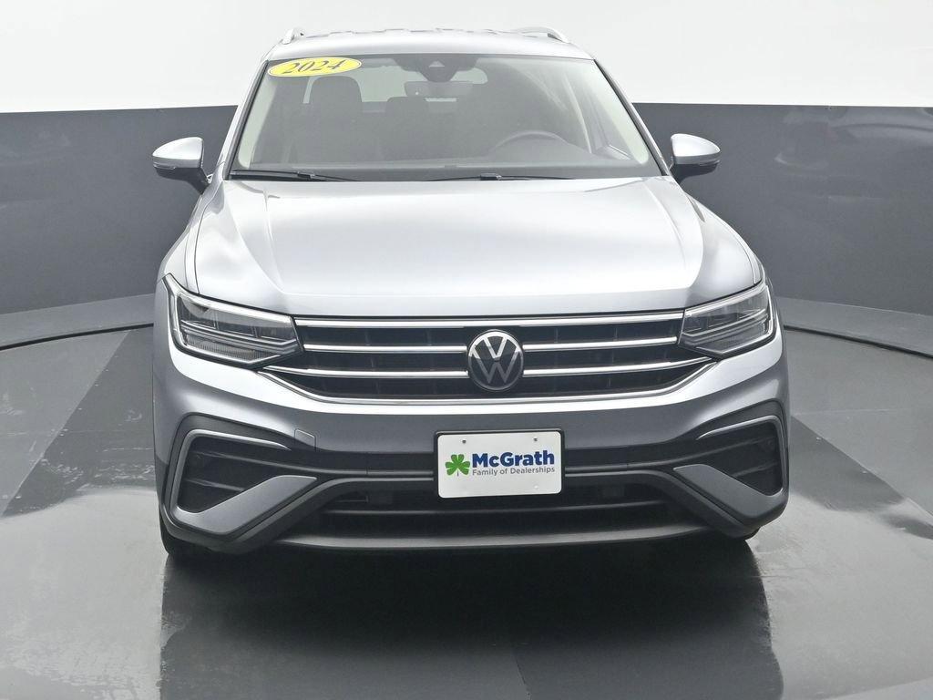 2024 Volkswagen Tiguan Vehicle Photo in Marion, IA 52302