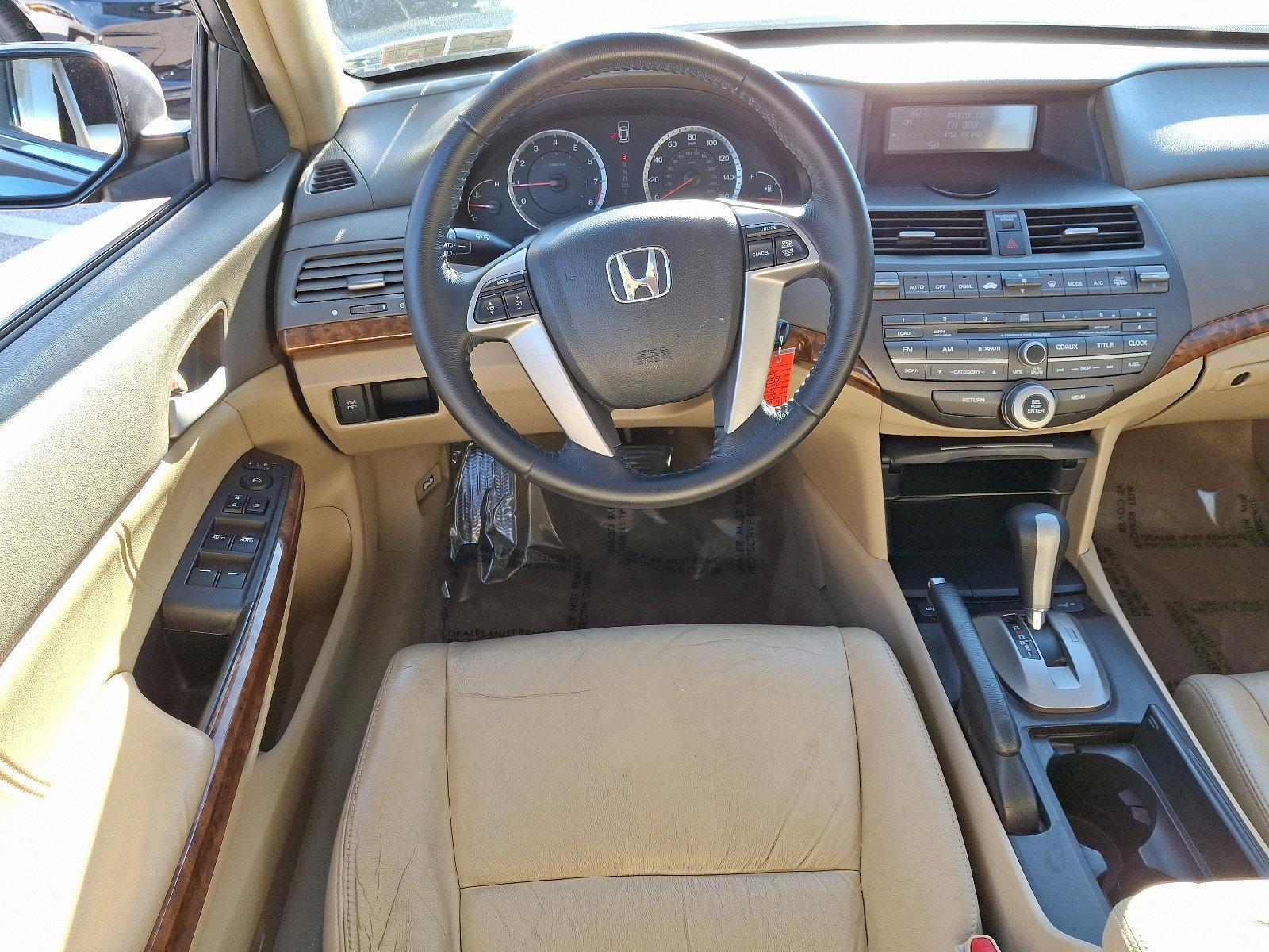 2009 Honda Accord Sedan Vehicle Photo in Trevose, PA 19053