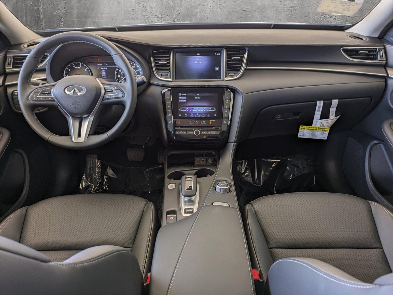 2024 INFINITI QX50 Vehicle Photo in Tustin, CA 92782