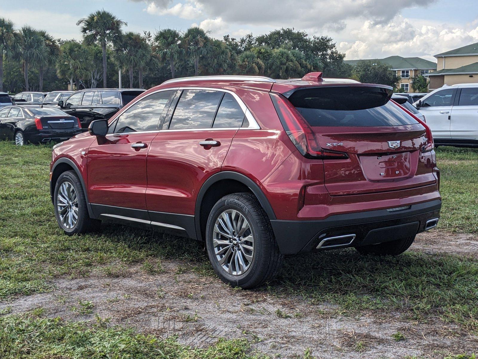 2024 Cadillac XT4 Vehicle Photo in WEST PALM BEACH, FL 33407-3296