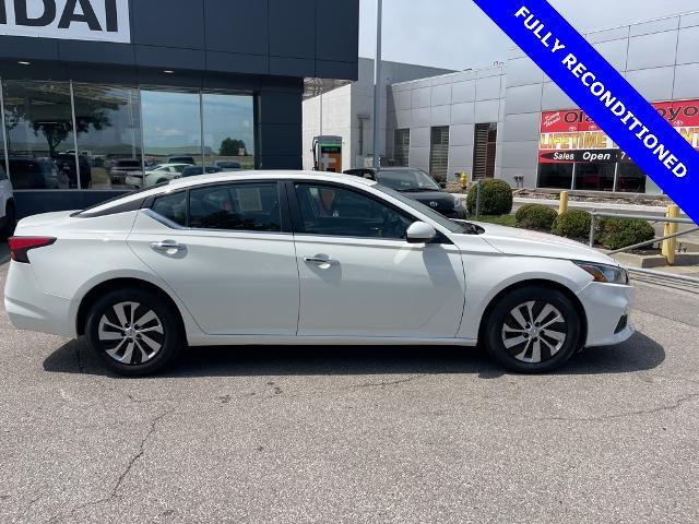 Used 2021 Nissan Altima S with VIN 1N4BL4BV0MN367673 for sale in Kansas City