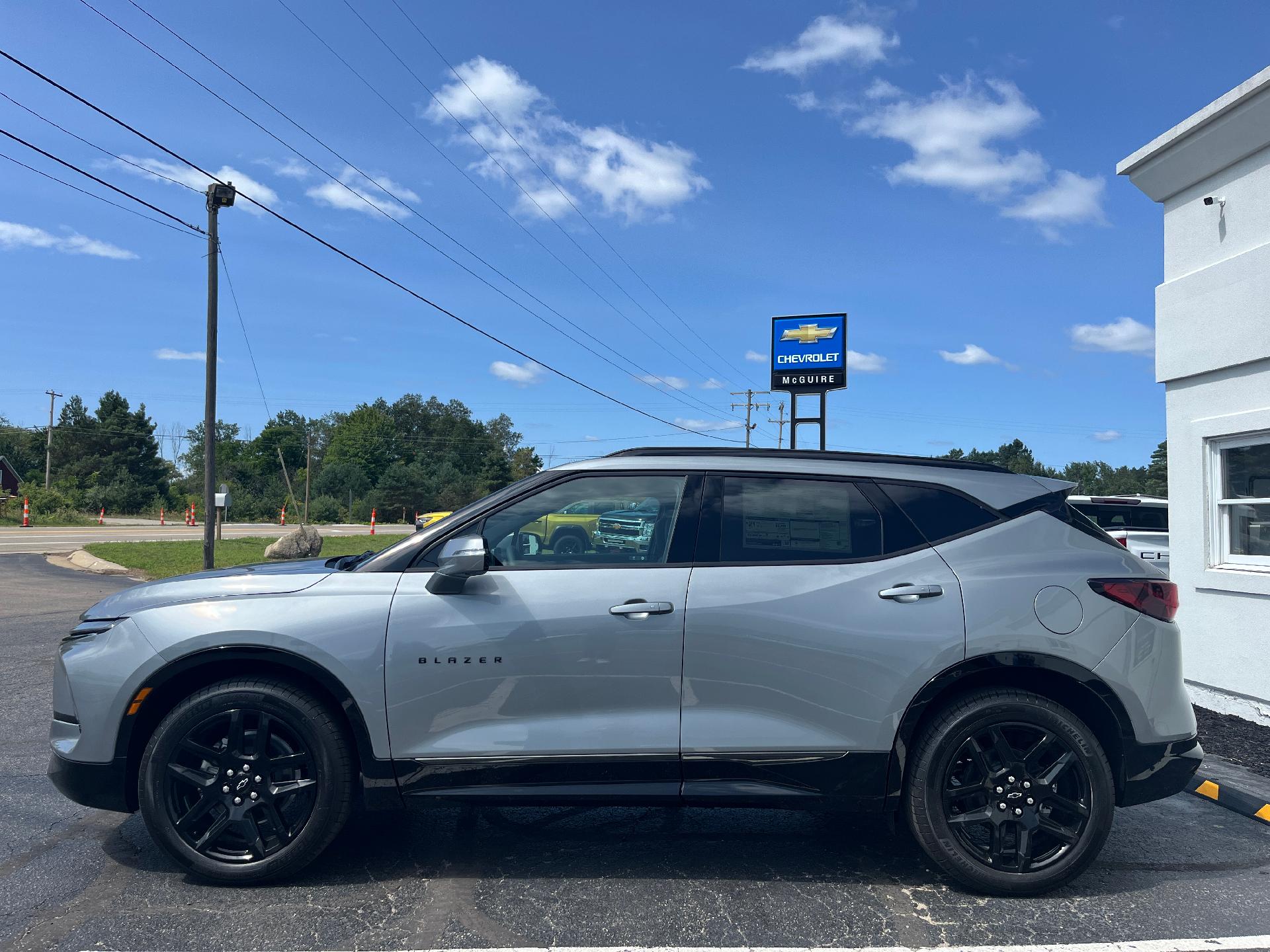 2025 Chevrolet Blazer Vehicle Photo in CLARE, MI 48617-9414