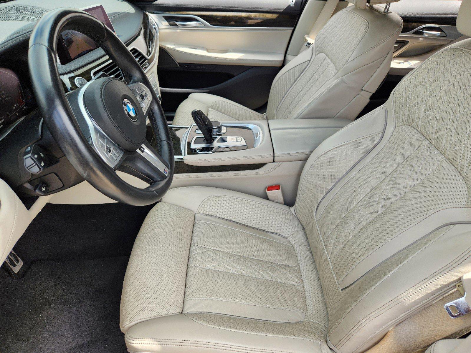 2021 BMW 740i Vehicle Photo in PLANO, TX 75024