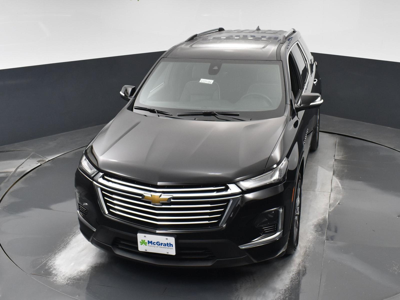 2023 Chevrolet Traverse Vehicle Photo in Cedar Rapids, IA 52402