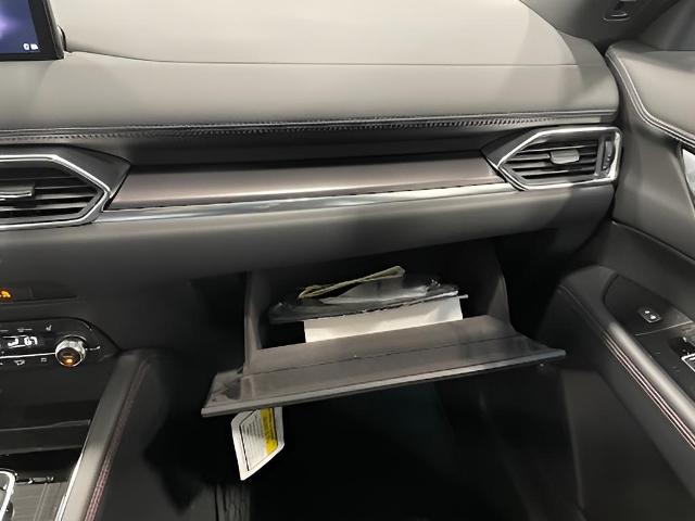 2025 Mazda CX-5 Vehicle Photo in Green Bay, WI 54304