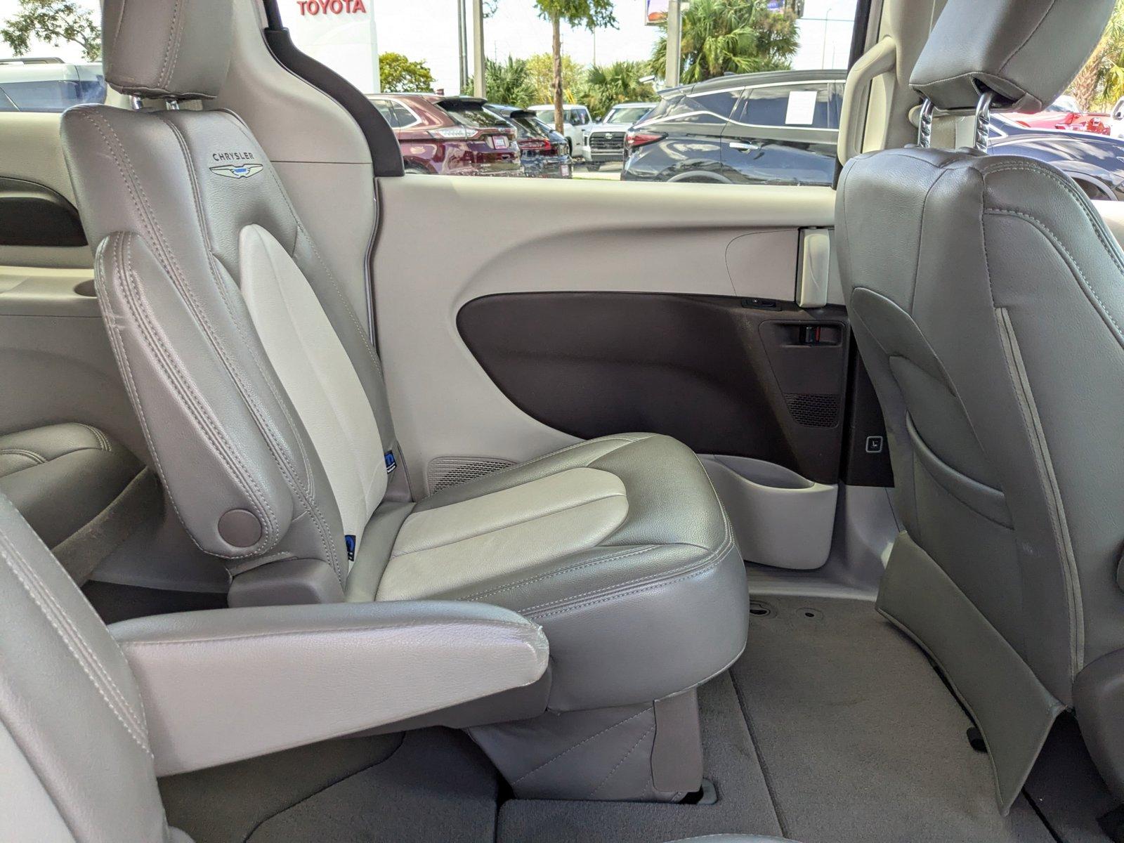 2017 Chrysler Pacifica Vehicle Photo in Winter Park, FL 32792