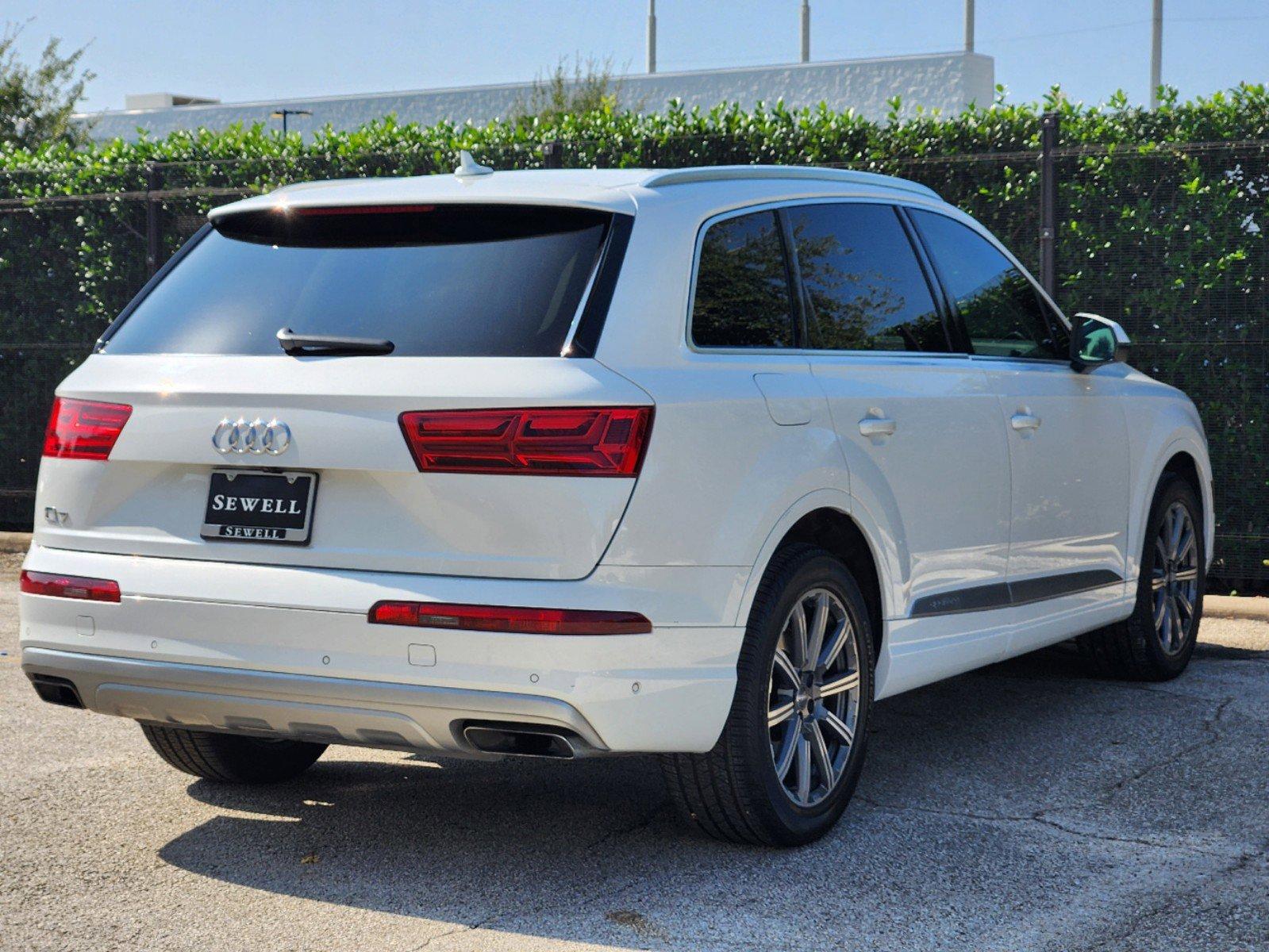 2019 Audi Q7 Vehicle Photo in MCKINNEY, TX 75070