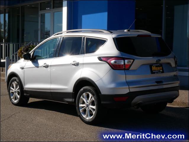 2018 Ford Escape Vehicle Photo in MAPLEWOOD, MN 55119-4794