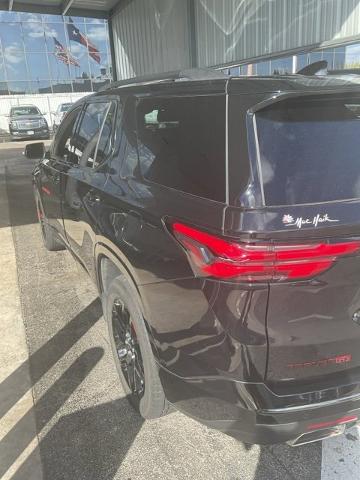 Used 2022 Chevrolet Traverse Premier with VIN 1GNEVKKW0NJ188032 for sale in Houston, TX