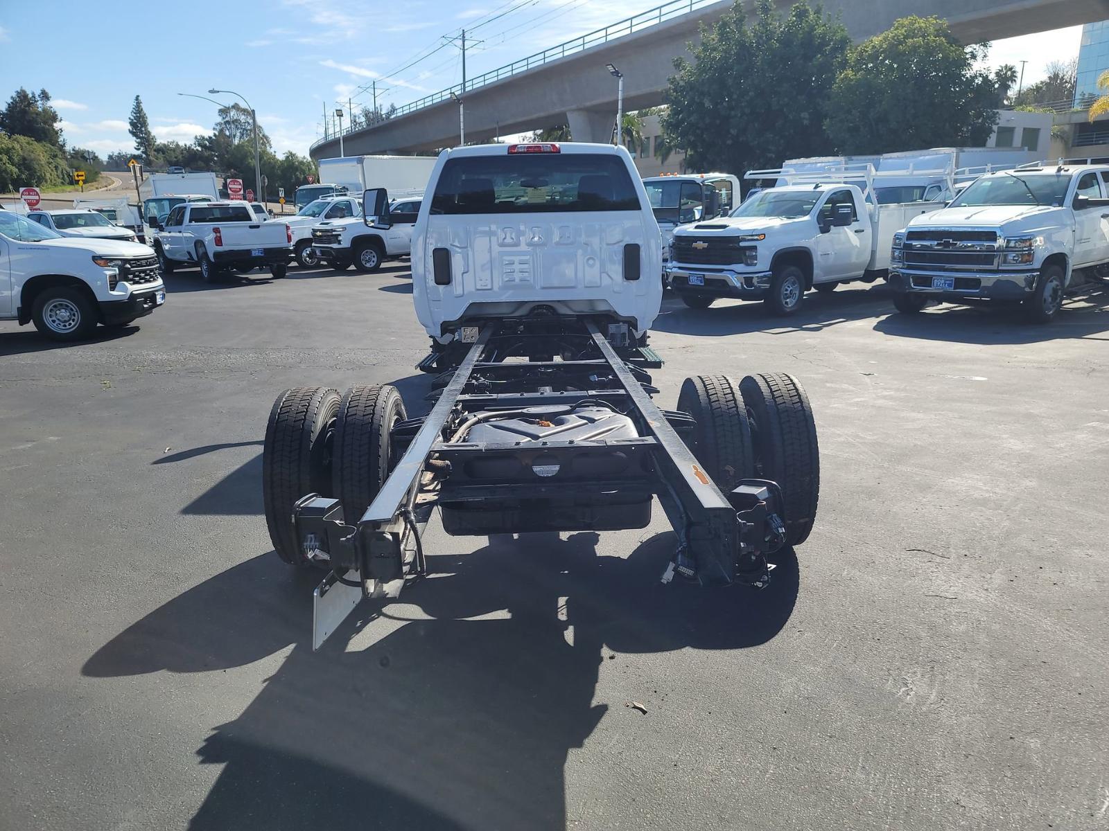 2023 Chevrolet Silverado Chassis Cab Vehicle Photo in LA MESA, CA 91942-8211