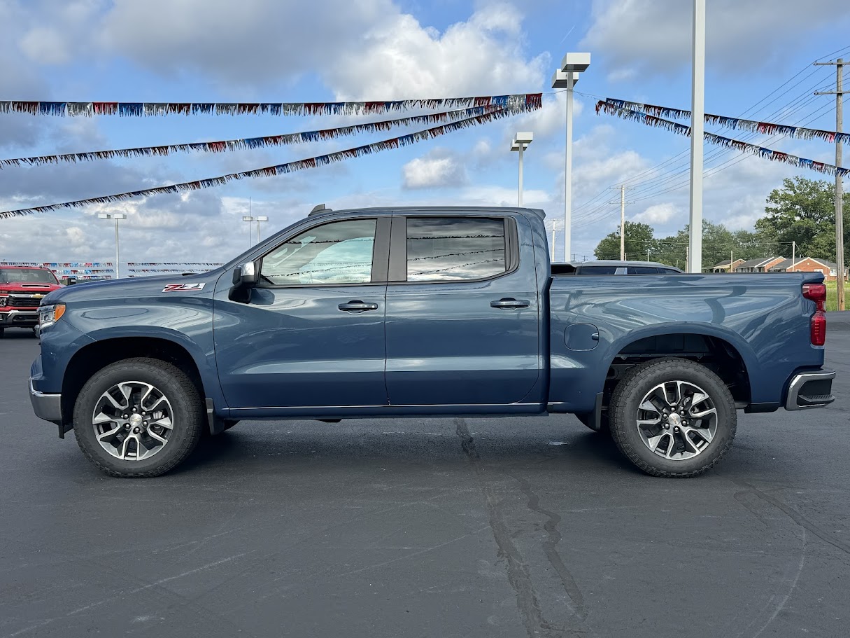 2024 Chevrolet Silverado 1500 Vehicle Photo in BOONVILLE, IN 47601-9633