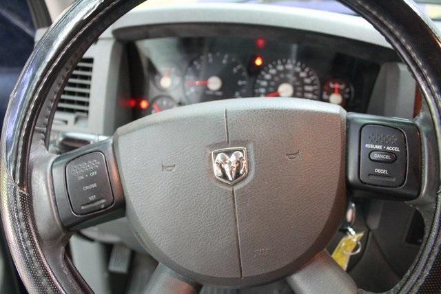 2006 Dodge Ram 1500 Vehicle Photo in GRAND LEDGE, MI 48837-9199