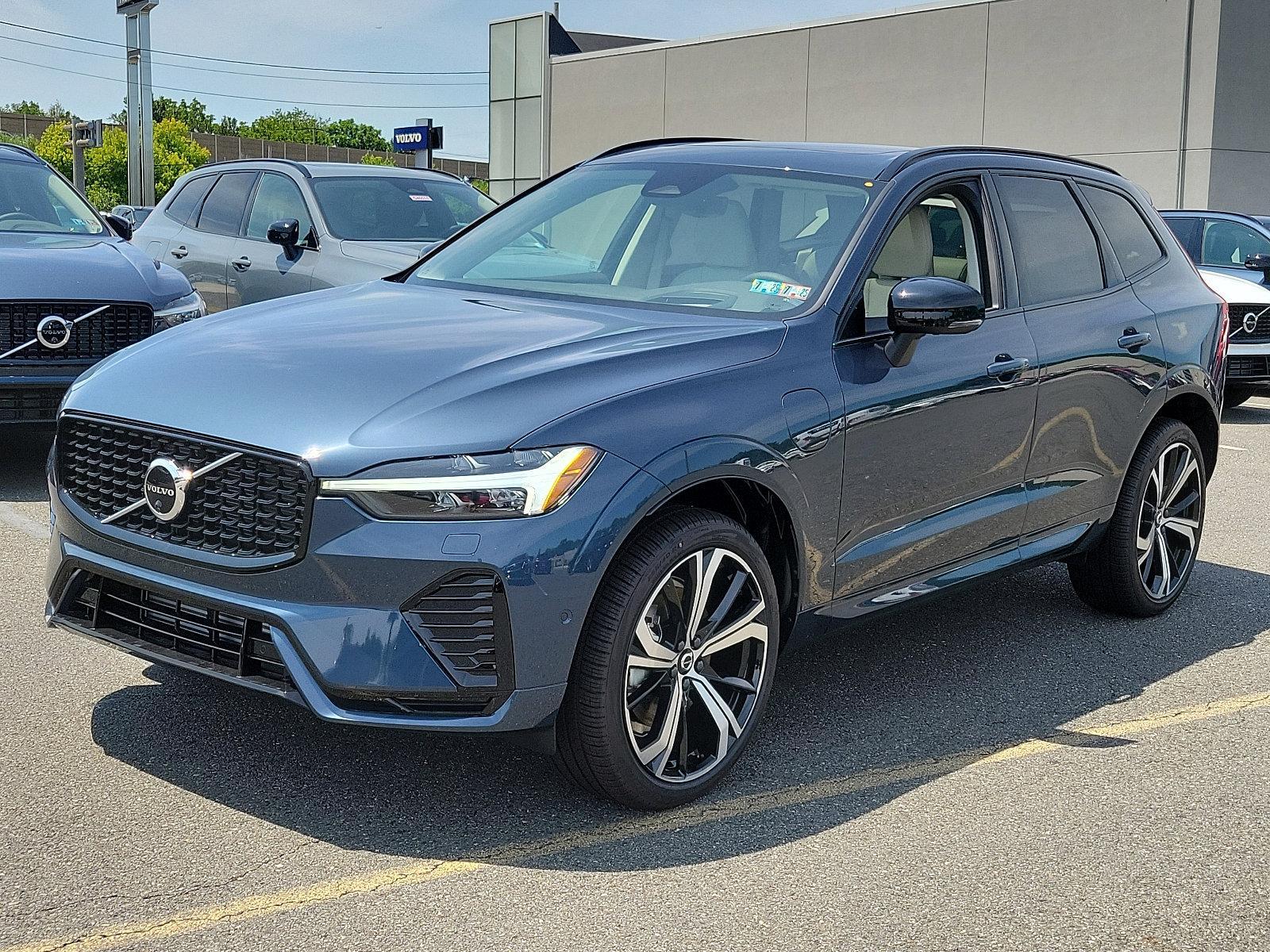 2025 Volvo XC60 Plug-In Hybrid Vehicle Photo in Trevose, PA 19053