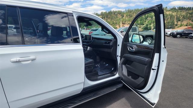 2022 Chevrolet Suburban Vehicle Photo in FLAGSTAFF, AZ 86001-6214