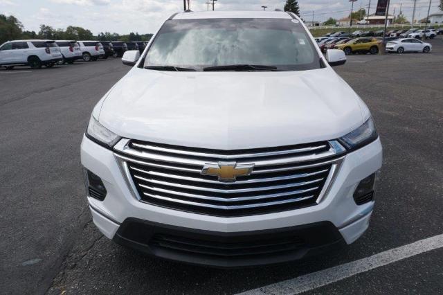 Used 2022 Chevrolet Traverse Premier with VIN 1GNEVKKW1NJ194633 for sale in Wintersville, OH