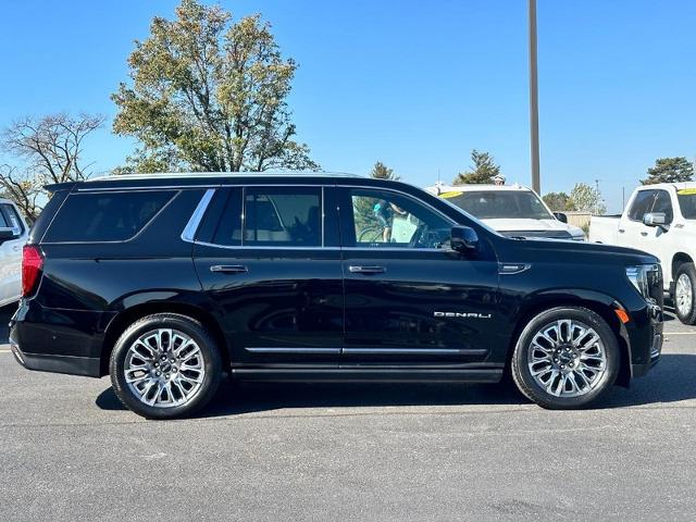 2023 GMC Yukon Vehicle Photo in COLUMBIA, MO 65203-3903