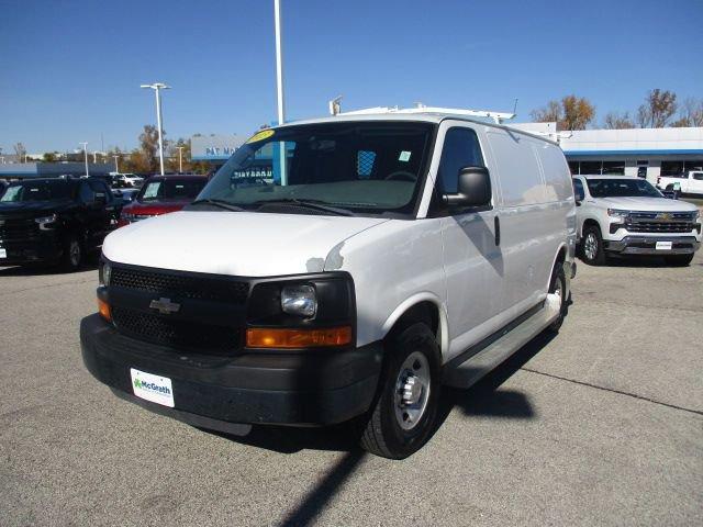 2013 Chevrolet Express Cargo Van Vehicle Photo in Cedar Rapids, IA 52402