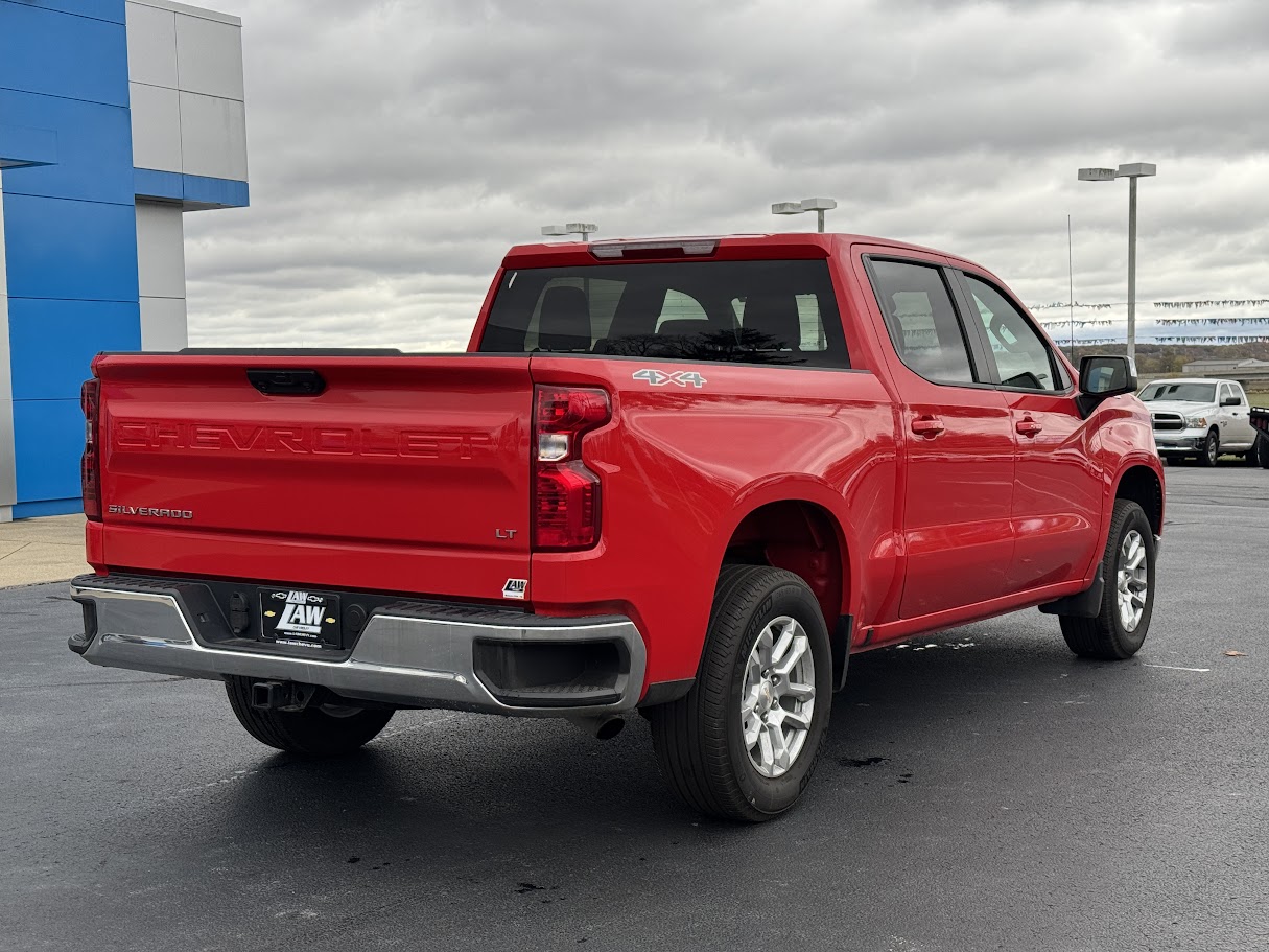 2022 Chevrolet Silverado 1500 Vehicle Photo in BOONVILLE, IN 47601-9633