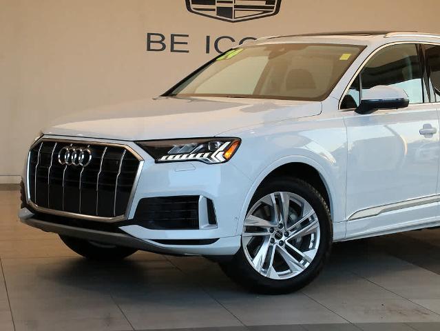 2024 Audi Q7 Vehicle Photo in LIBERTYVILLE, IL 60048-3287