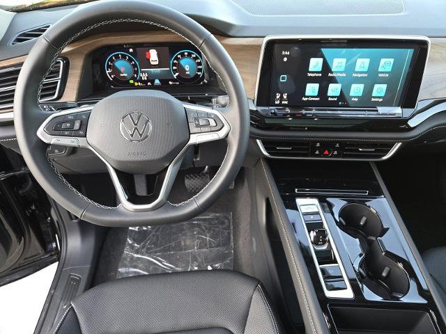 2025 Volkswagen Atlas Vehicle Photo in WEATHERFORD, TX 76087