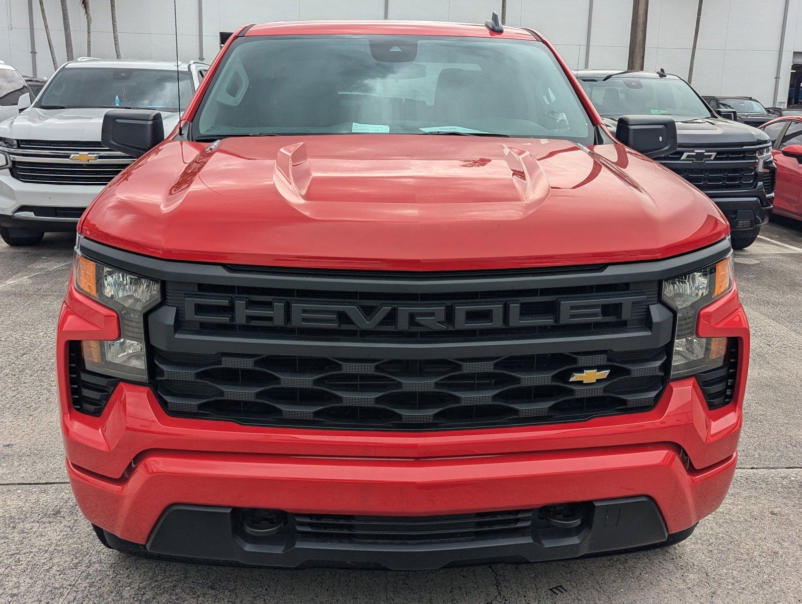 2024 Chevrolet Silverado 1500 Vehicle Photo in PEMBROKE PINES, FL 33024-6534