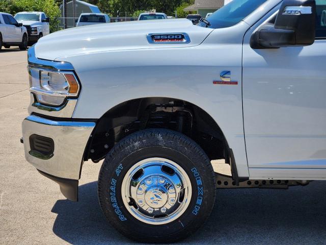 2024 Ram 3500 Vehicle Photo in Ennis, TX 75119-5114