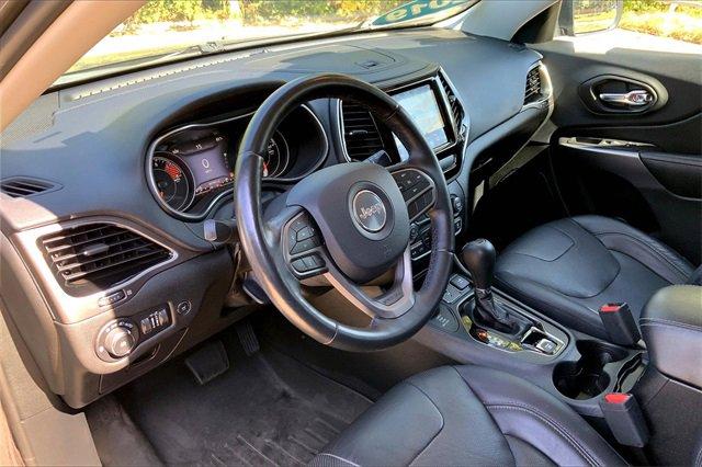 2019 Jeep Cherokee Vehicle Photo in KANSAS CITY, MO 64114-4502