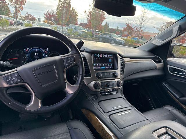 2017 GMC Yukon XL Vehicle Photo in Salem, OR 97301