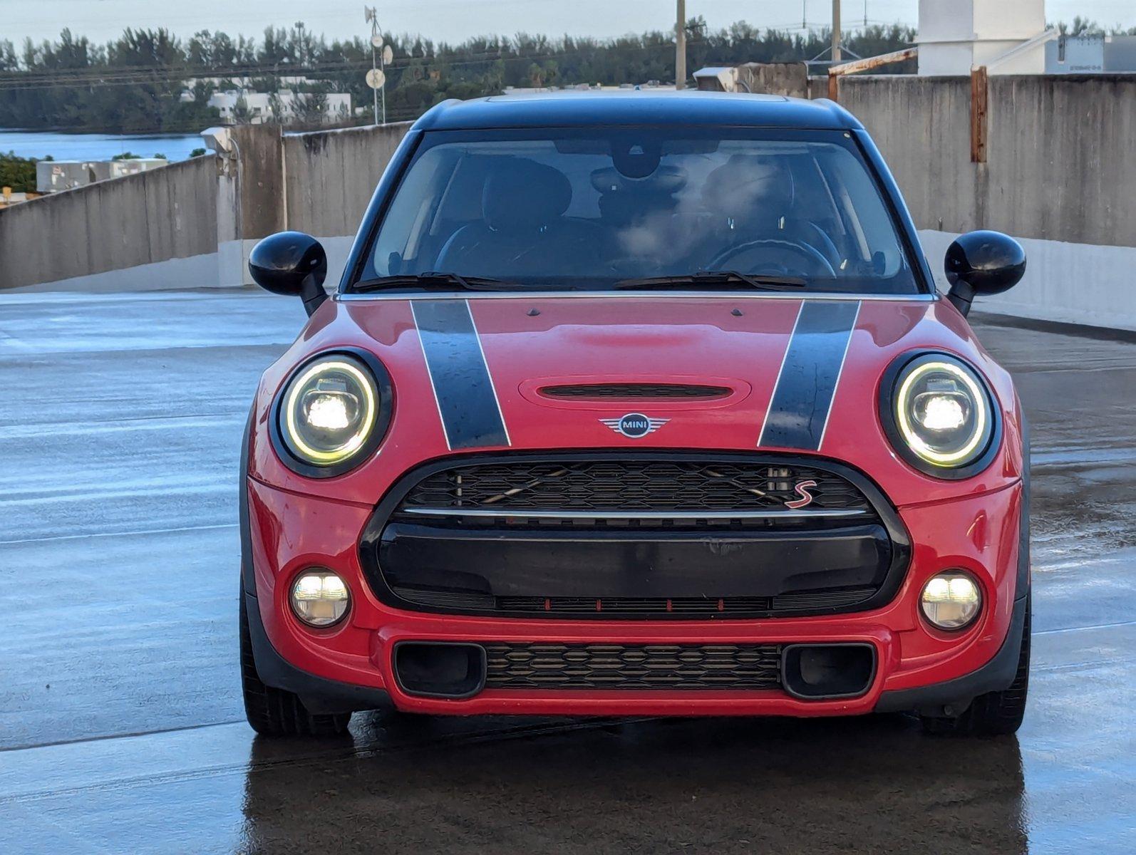 2019 MINI Hardtop 4 Door Vehicle Photo in MIAMI, FL 33172-3015