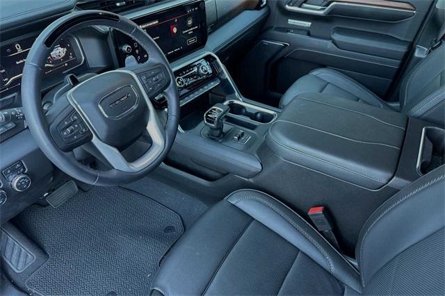 2024 GMC Sierra 1500 Vehicle Photo in ELK GROVE, CA 95757-8703