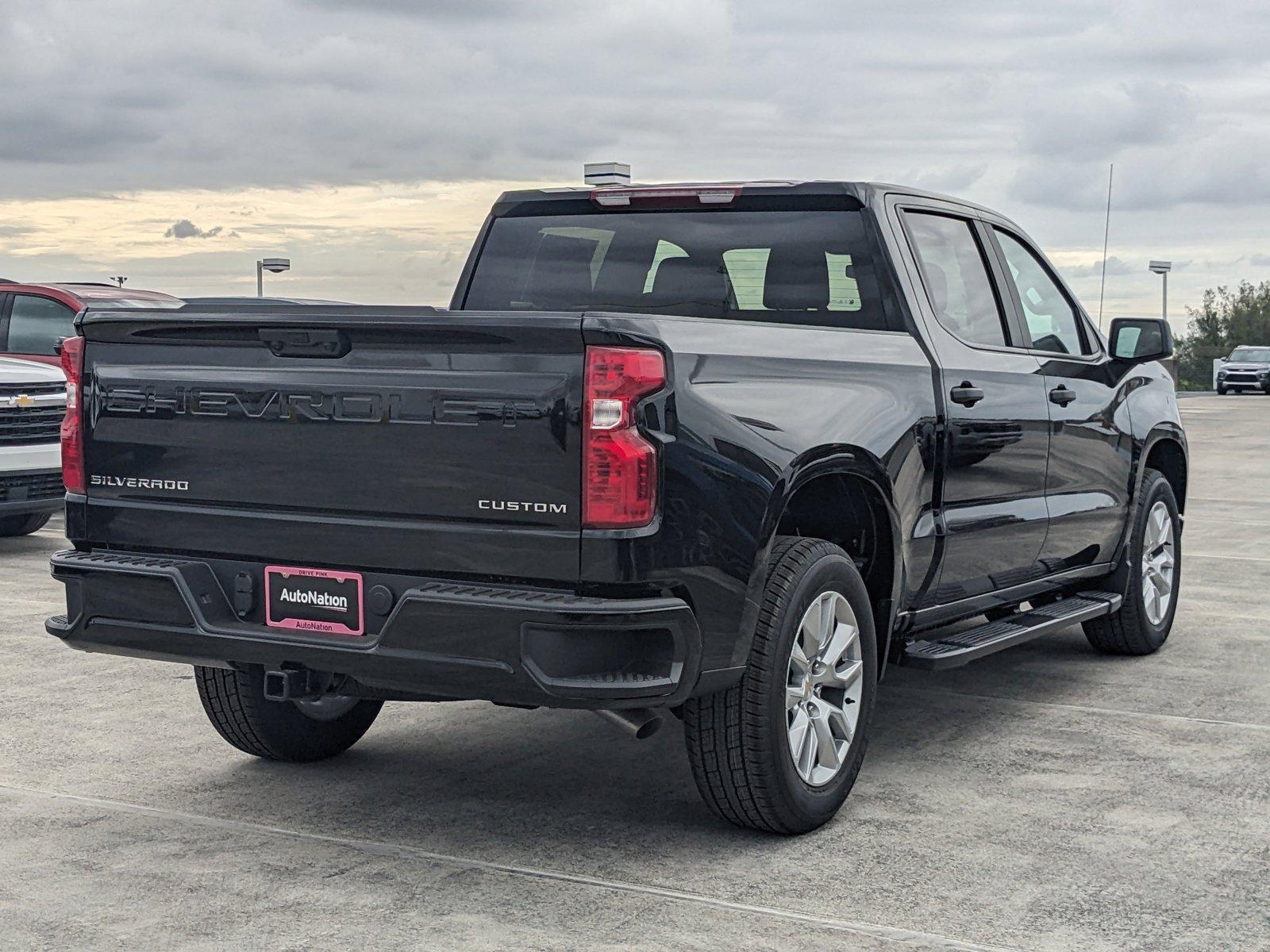 2025 Chevrolet Silverado 1500 Vehicle Photo in MIAMI, FL 33172-3015