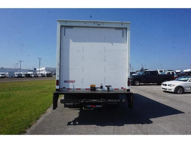 2023 Chevrolet Silverado Chassis Cab Vehicle Photo in ALCOA, TN 37701-3235