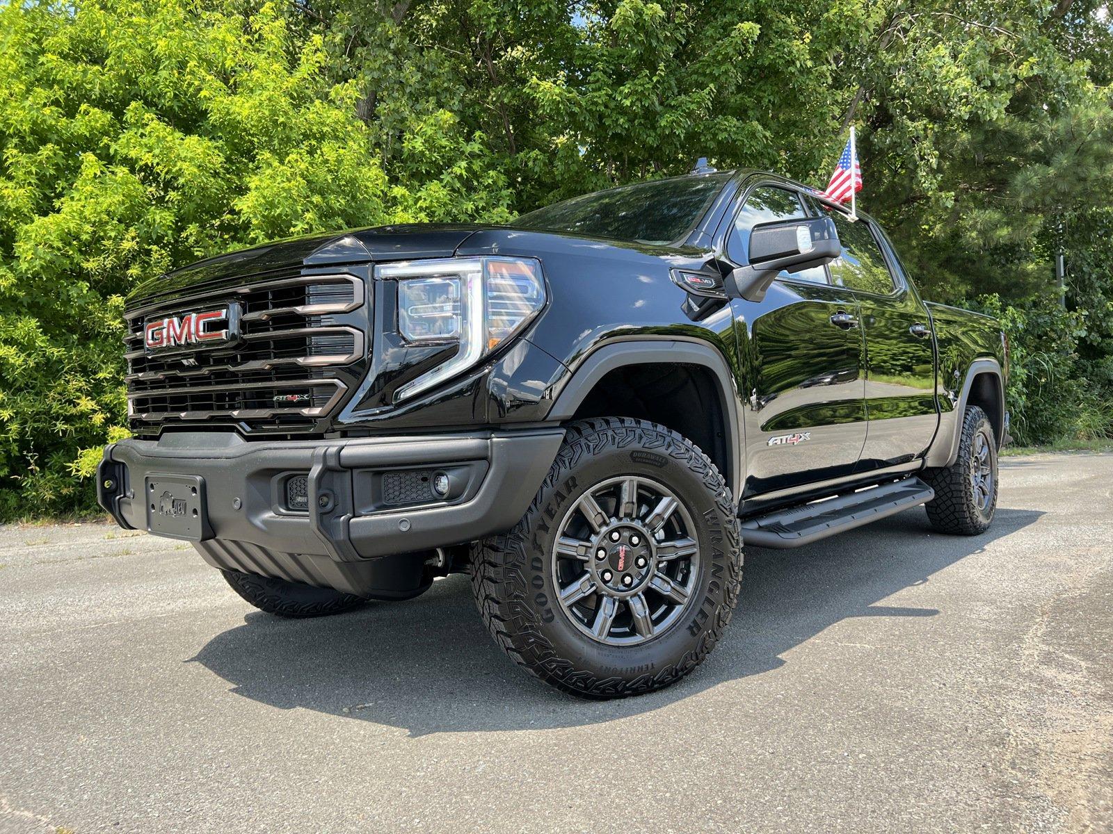 2024 GMC Sierra 1500 Vehicle Photo in MONROE, NC 28110-8431