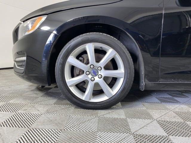 2016 Volvo S60 Vehicle Photo in MEDINA, OH 44256-9001