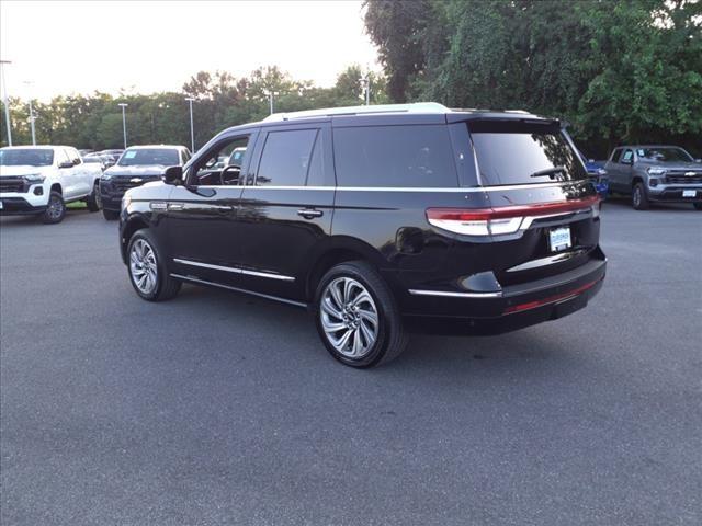 2022 Lincoln Navigator Vehicle Photo in Bowie, MD 20716