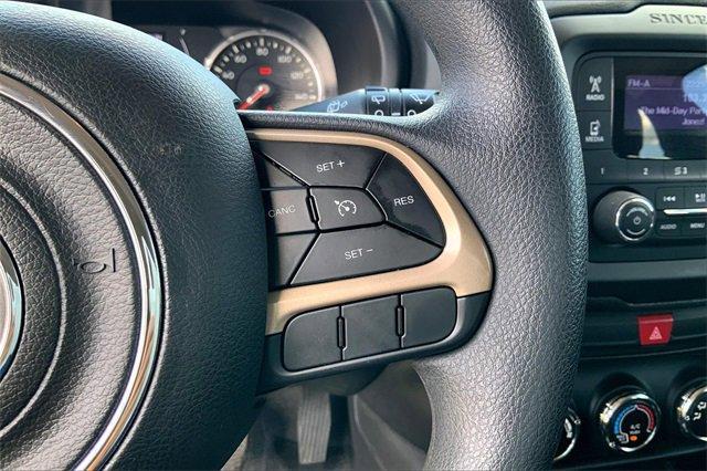 2017 Jeep Renegade Vehicle Photo in KANSAS CITY, MO 64114-4502