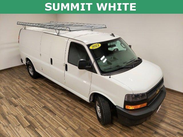 2021 Chevrolet Express Cargo 2500 Vehicle Photo in SAUK CITY, WI 53583-1301